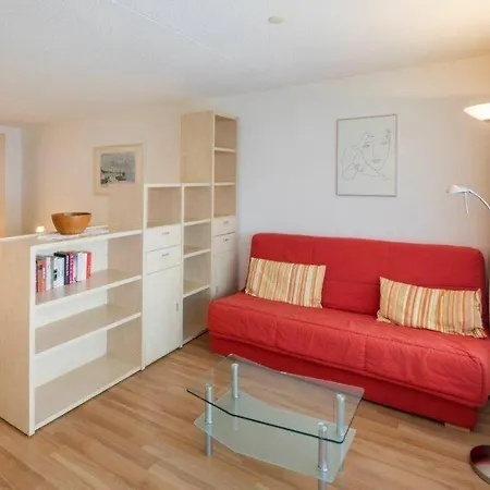 Apartament Cristal 50 *